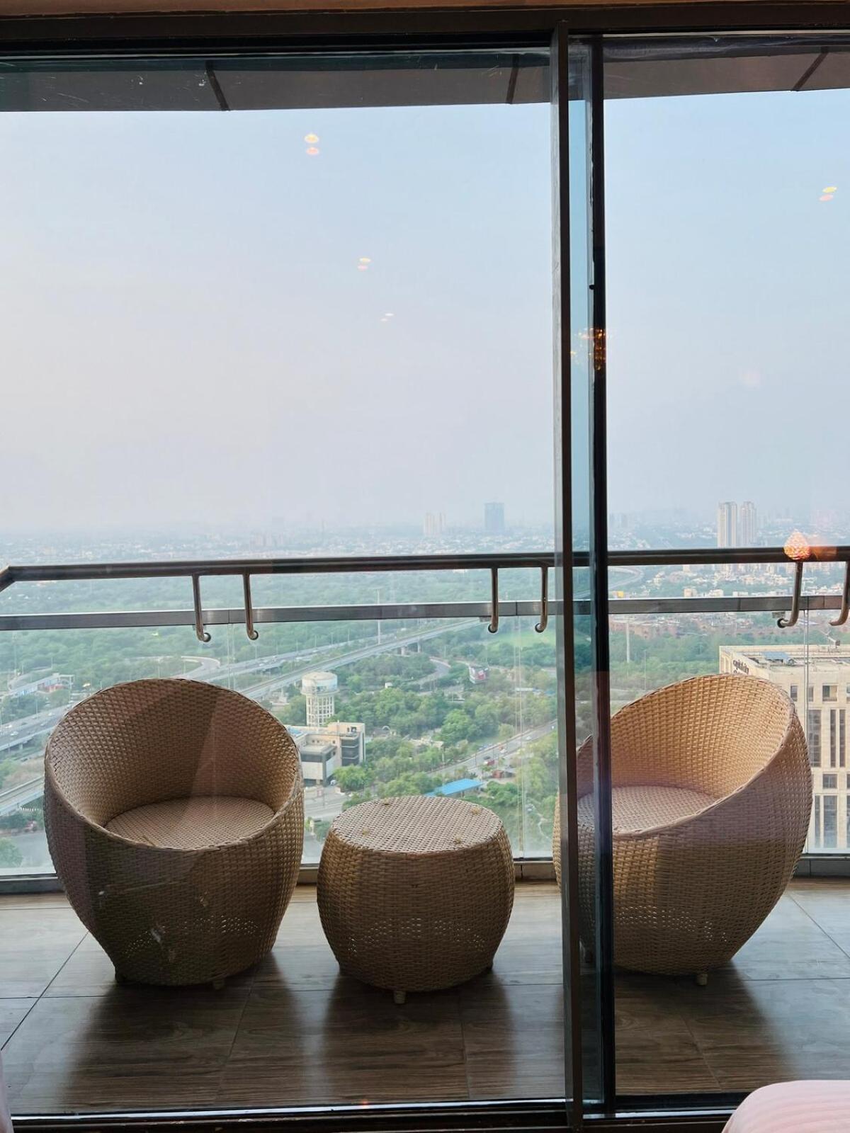 Apartment Cityscape Lofts In Noida New Delhi