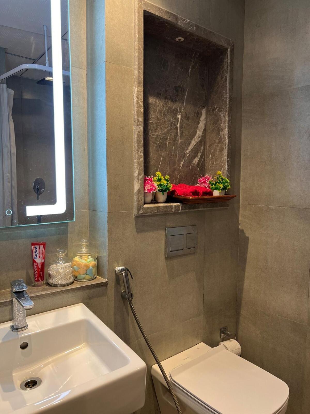 Apartment Cityscape Lofts In Noida *